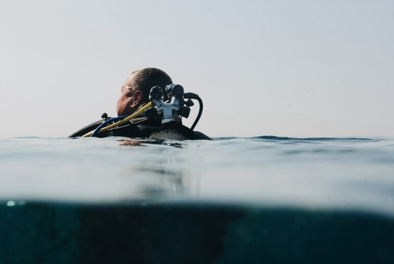 scuba diving after perforated eardrum